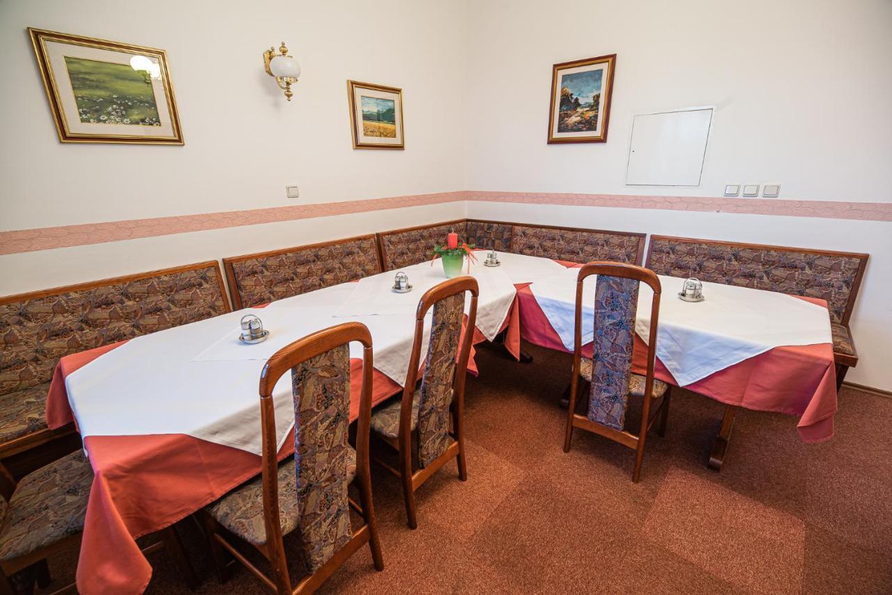 Guesthouse Leski Dvor Лесце Екстериор снимка